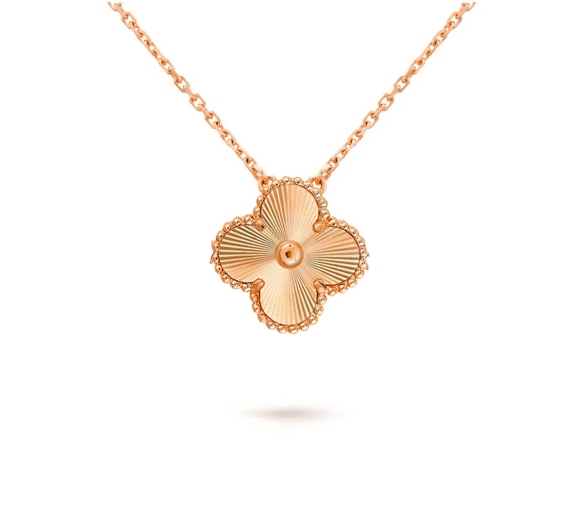 [Novalux]15MM CLOVER FLOWER PENDANT NECKLACE COLLECTION