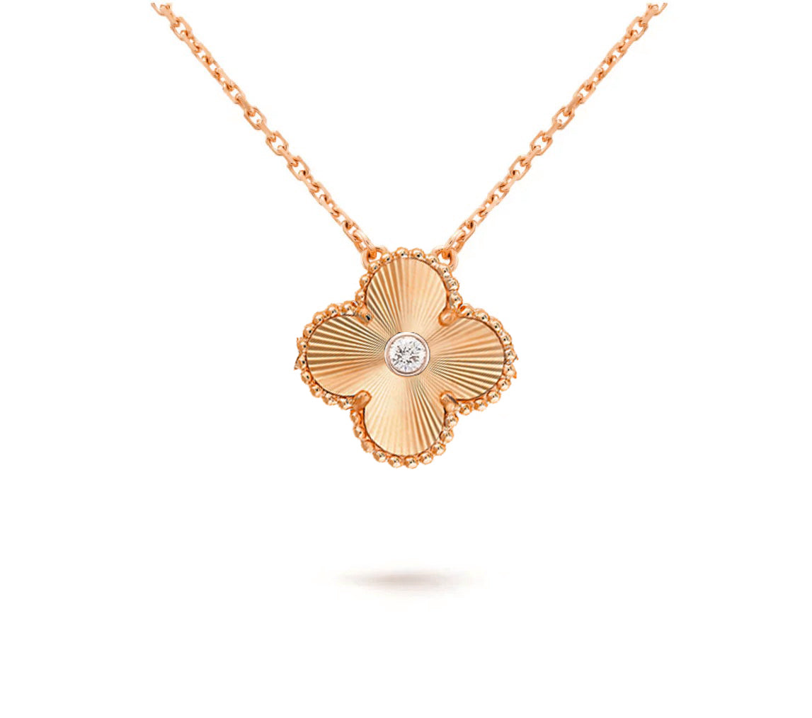 [Novalux]15MM CLOVER FLOWER DIAMOND PENDANT NECKLACE COLLECTION