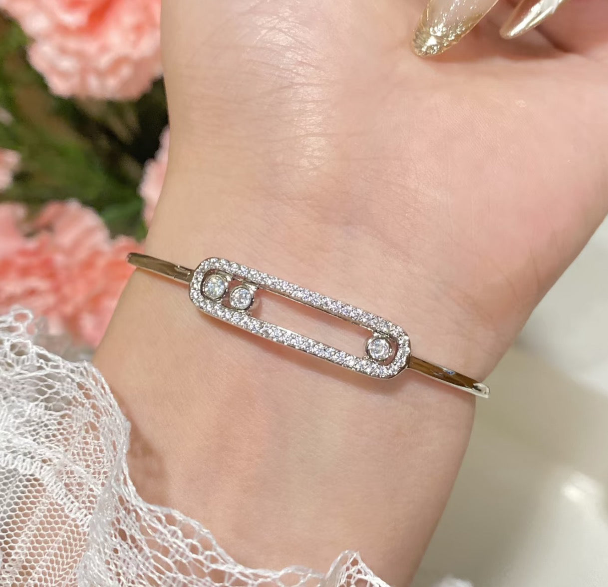 [Novalux]MOVE PAVÉ DIAMOND BANGLE BRACELET M