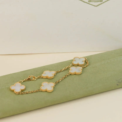 [Novalux]LUCKY CLOVER 5-MOTIF BRACELET - WHITE MOTHER-OF-PEARL COLLECTION