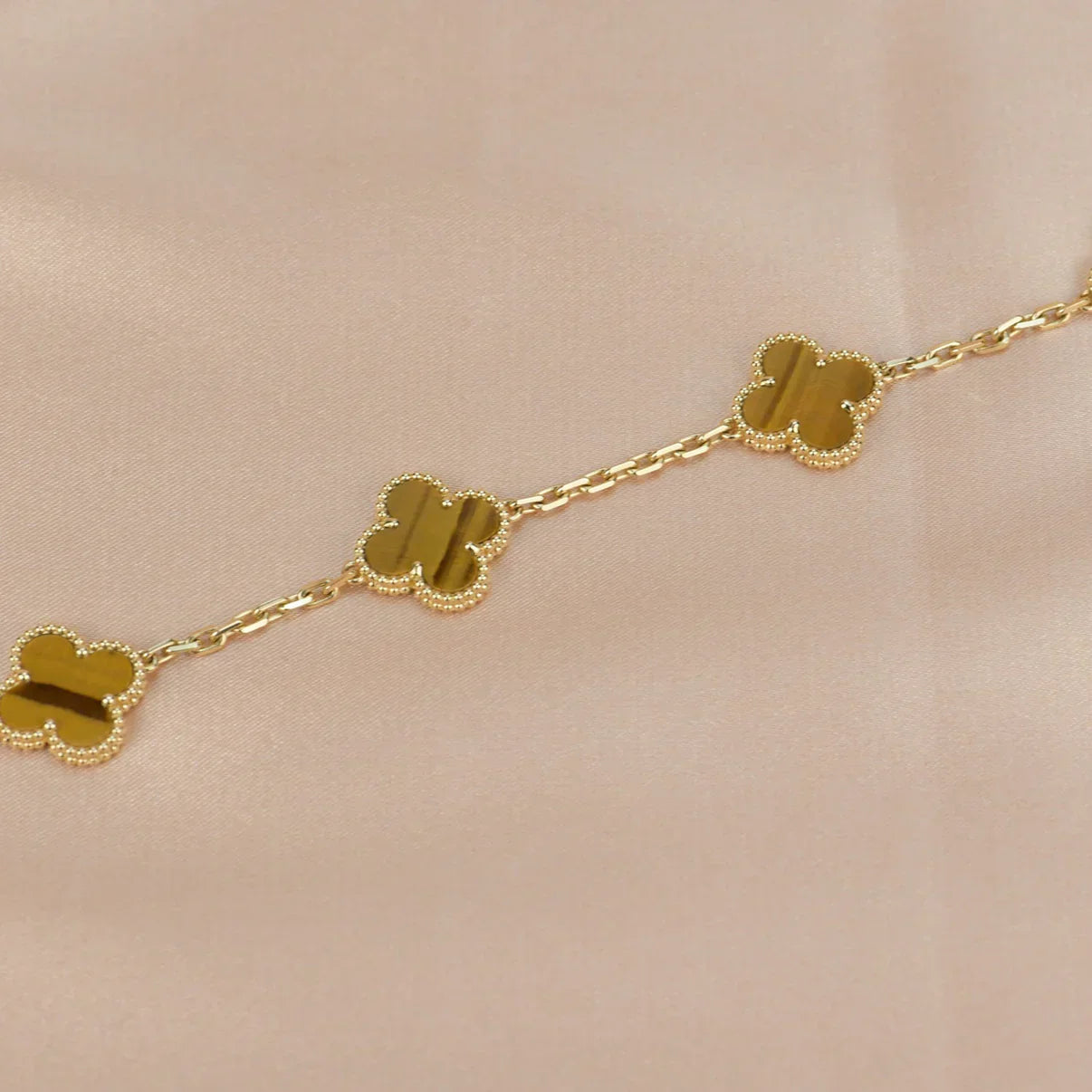[Novalux]LUCKY CLOVER 5-MOTIF BRACELET -  TIGER’S EYE COLLECTION