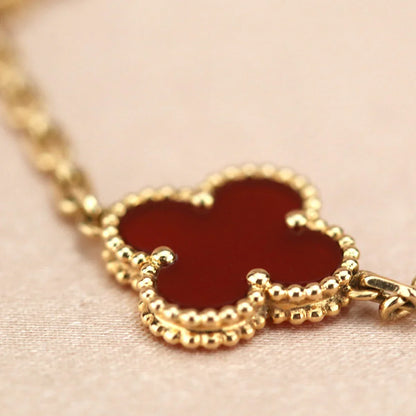[Novalux]LUCKY CLOVER 5-MOTIF BRACELET - RED CARNELIAN COLLECTION