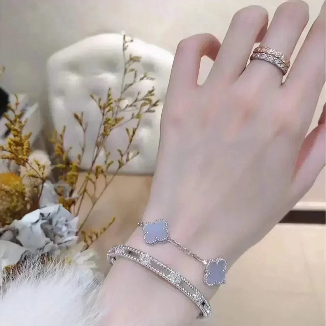 [Novalux]LUCKY CLOVER 5-MOTIF BRACELET - PURPLE CHALCEDONY COLLECTION