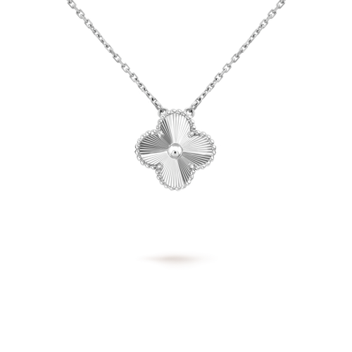 [Novalux]15MM CLOVER FLOWER PENDANT NECKLACE WHITE GOLD COLLECTION