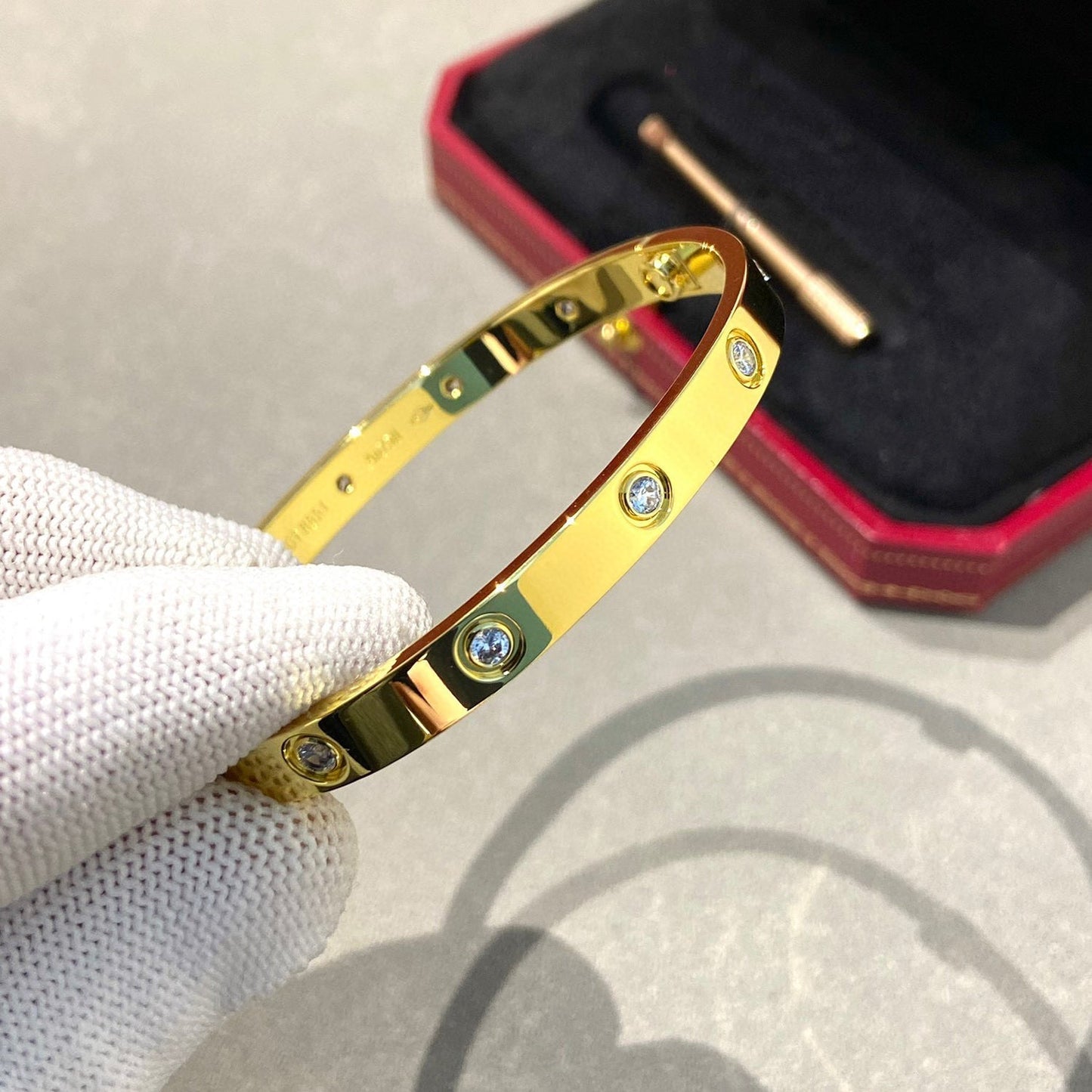 [Novalux]CLASSIC 6.1MM LOVE BANGLE - 10-DIAMOND