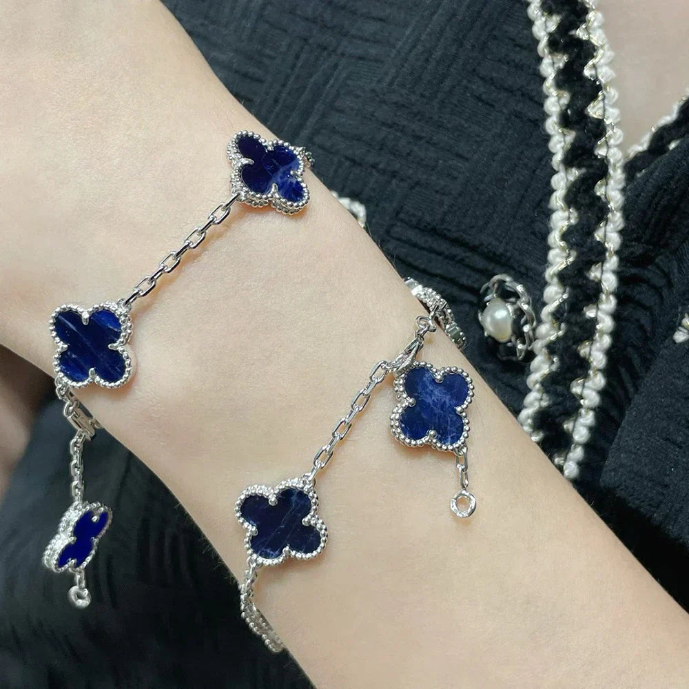 [Novalux]LUCKY CLOVER 5-MOTIF BRACELET - PIETERSITE COLLECTION
