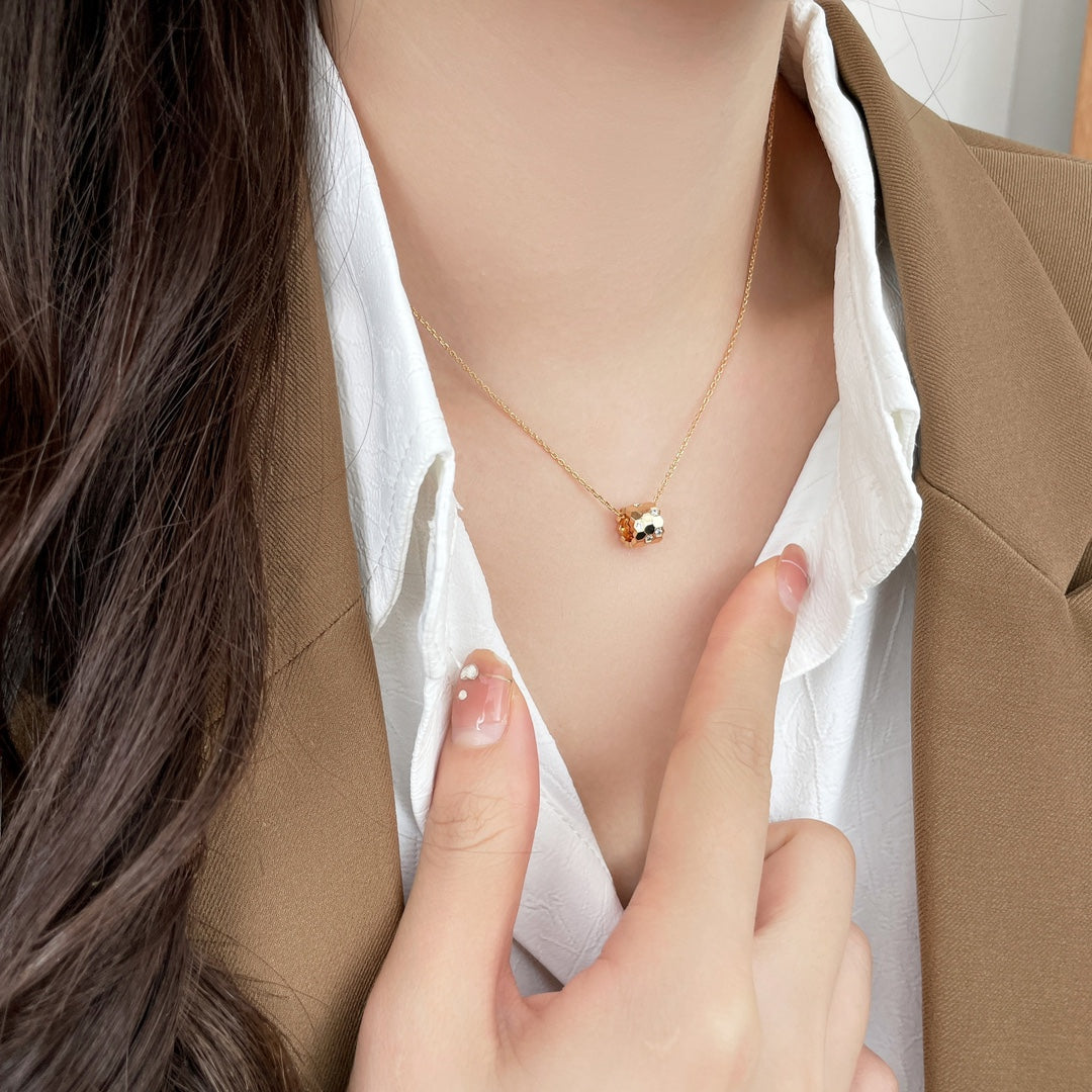[Novalux]BEE MINI PEDANT DIAMOND NECKLACE