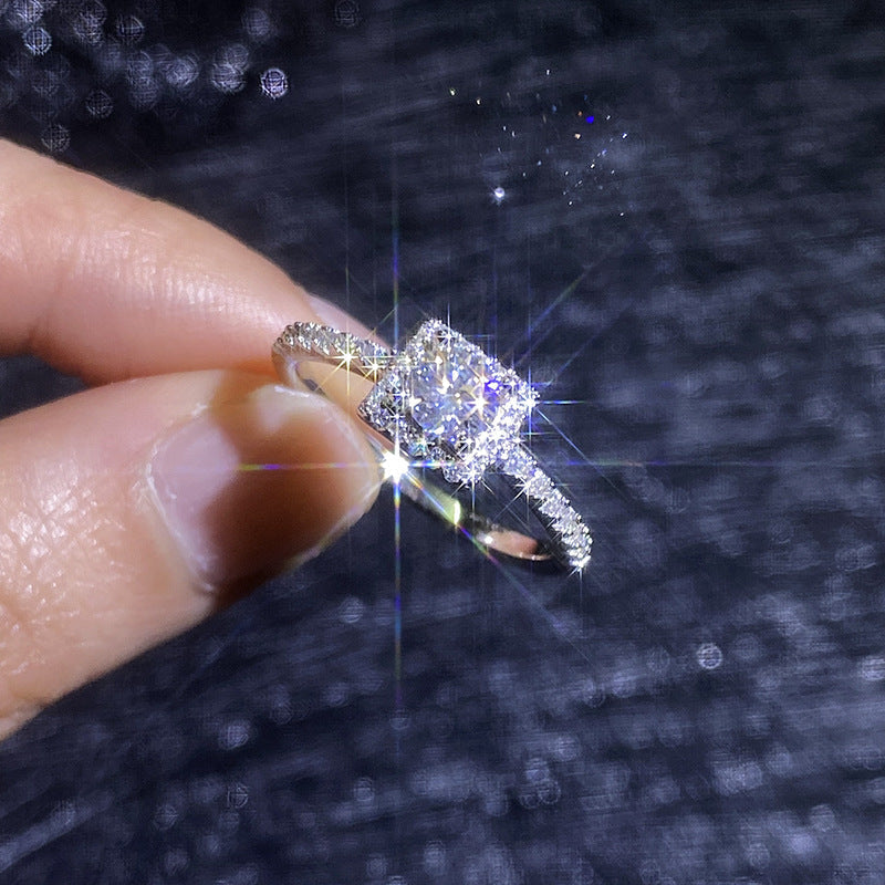 [Novalux]DAINTY SUGAR-CUBE MOISSANITE RING