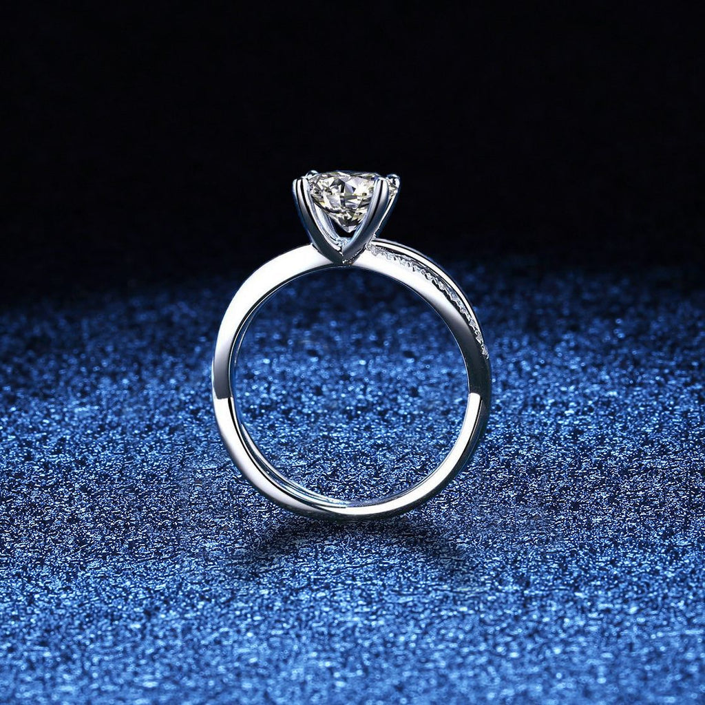 [Novalux]ELEGANT 4-PRONG CROSSOVER MOISSANITE ENGAGEMENT RING