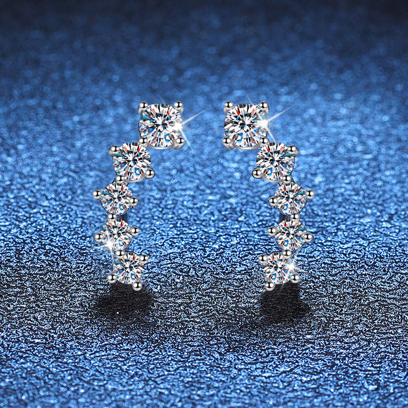 [Novalux]SPARKLING SMILE ARC MOISSANITE STUD EARRINGS