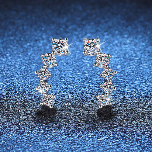 [Novalux]SPARKLING SMILE ARC MOISSANITE STUD EARRINGS