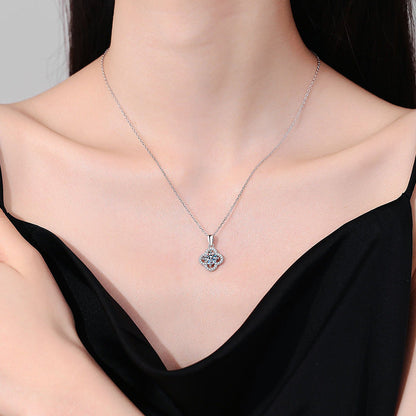 [Novalux]CLASSIC CLOVER MOISSANITE PENDANT NECKLACE