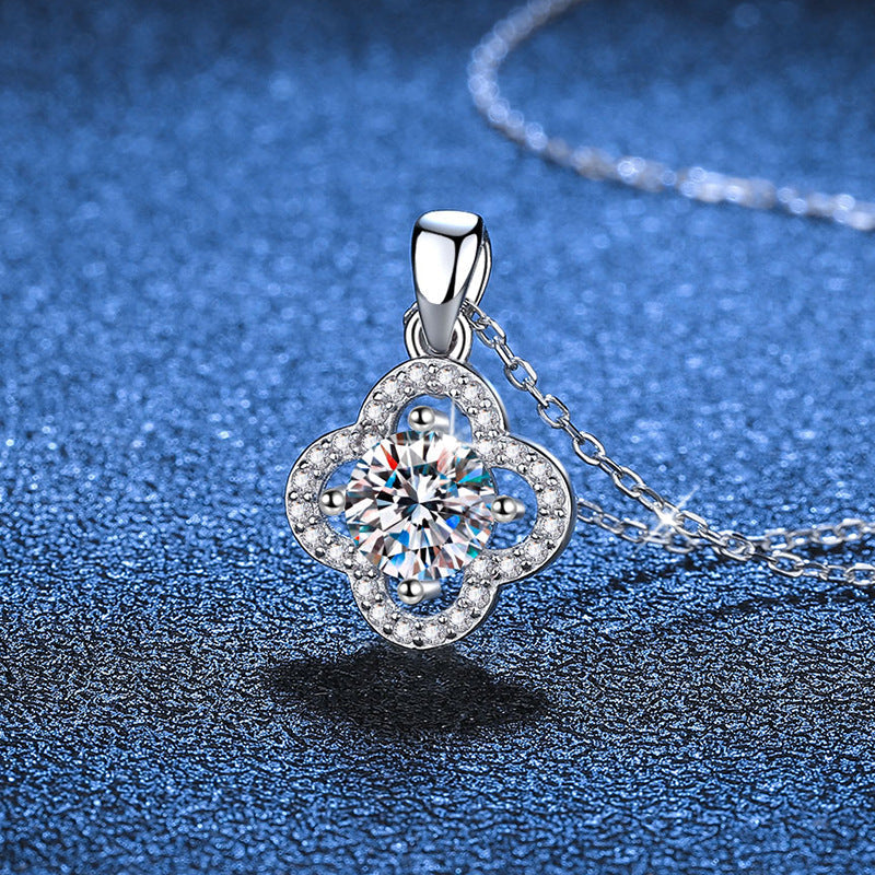 [Novalux]CLASSIC CLOVER MOISSANITE PENDANT NECKLACE
