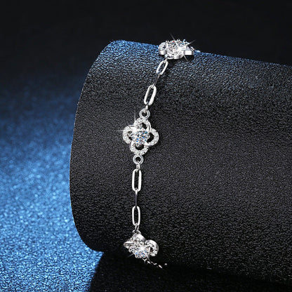 [Novalux]TRIPLE-CLOVER MOISSANITE BRACELET