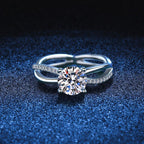[Novalux]ELEGANT 4-PRONG CROSSOVER MOISSANITE ENGAGEMENT RING