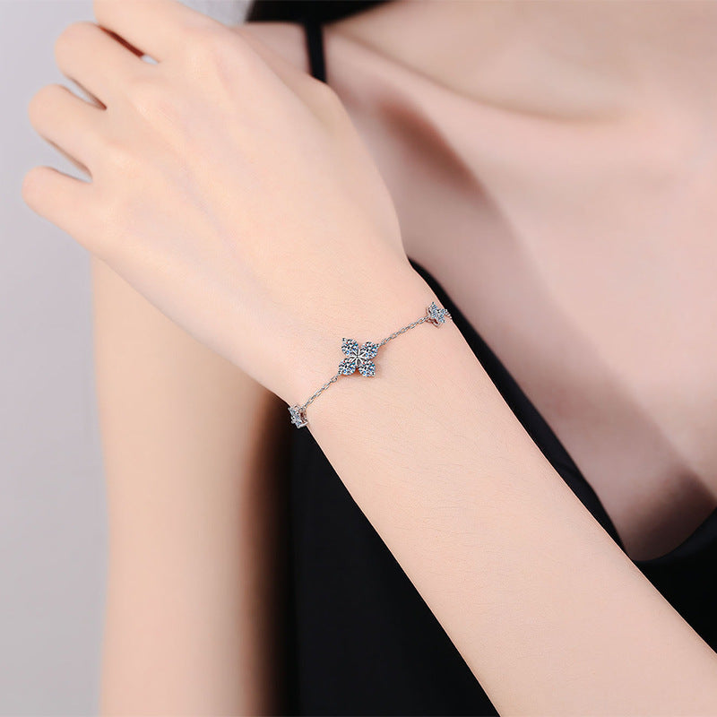 [Novalux]CLOVER LUCKY CHARM MOISSANITE BRACELET