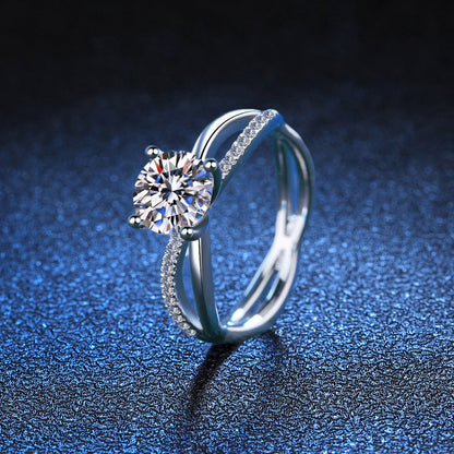 [Novalux]ELEGANT 4-PRONG CROSSOVER MOISSANITE ENGAGEMENT RING