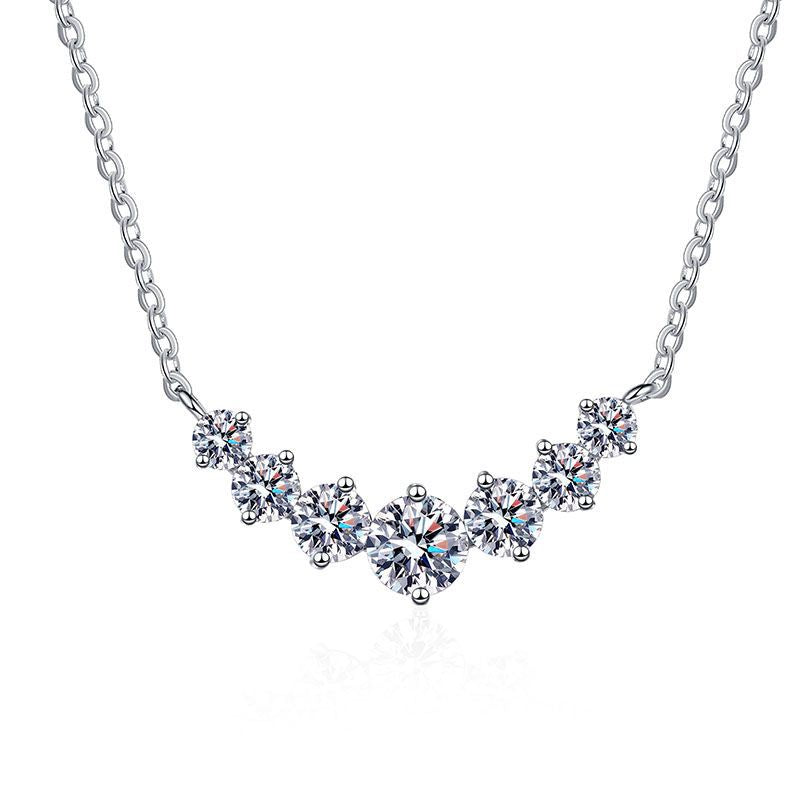 [Novalux]MINIMALIST CURVED SMILE MOISSANITE NECKLACE