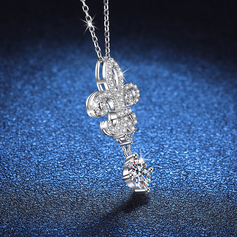 [Novalux]ROYAL FLEUR-DE-LIS MOISSANITE PENDANT NECKLACE