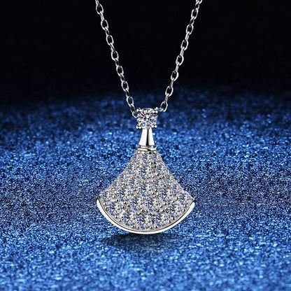 [Novalux]ELEGANT FAN-SHAPED MOISSANITE PENDANT NECKLACE