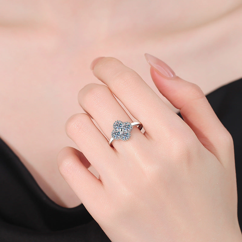 [Novalux]ELEGANT FOUR-LEAF CLOVER MOISSANITE RING