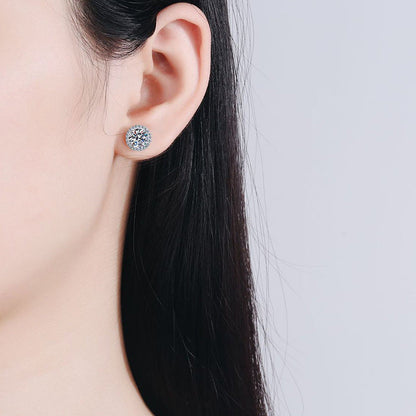 [Novalux]CLASSIC 4-PRONG ROUND MOISSANITE STUD EARRINGS