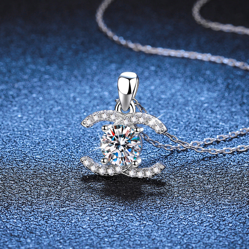 [Novalux]CLASSIC INTERLOCKING MOISSANITE PENDANT NECKLACE