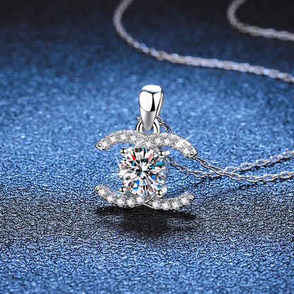 [Novalux]CLASSIC INTERLOCKING MOISSANITE PENDANT NECKLACE