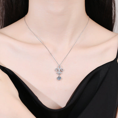 [Novalux]ROYAL FLEUR-DE-LIS MOISSANITE PENDANT NECKLACE