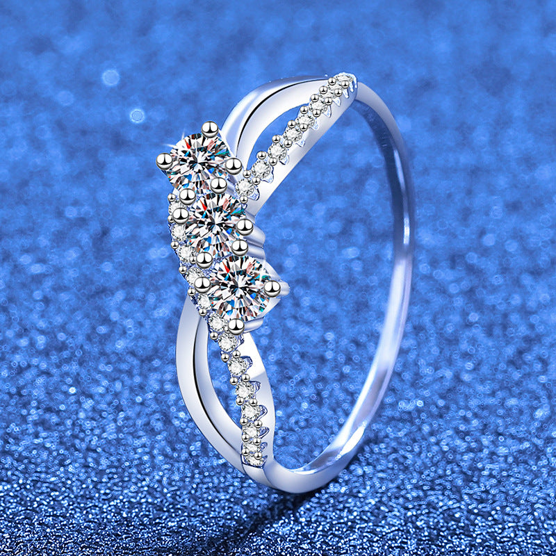 [Novalux]INTERTWINING LOVE MOISSANITE RING