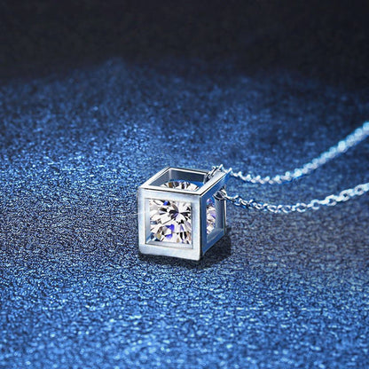 [Novalux]GEOMETRIC SUGAR-CUBE MOISSANITE NECKLACE