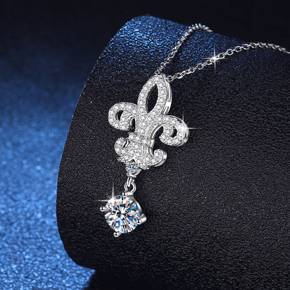 [Novalux]ROYAL FLEUR-DE-LIS MOISSANITE PENDANT NECKLACE
