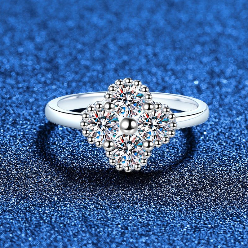[Novalux]ELEGANT FOUR-LEAF CLOVER MOISSANITE RING
