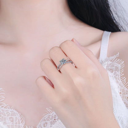 [Novalux]ELEGANT 4-PRONG CROSSOVER MOISSANITE ENGAGEMENT RING