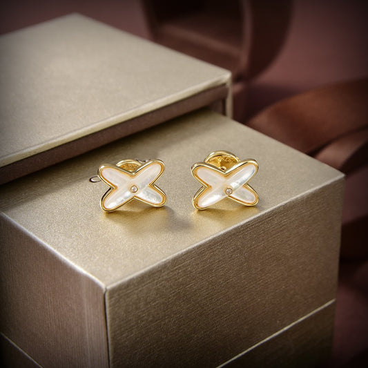 [Novalux]JEUX DE WHITE MOP GOLD DIAMOND EARRINGS