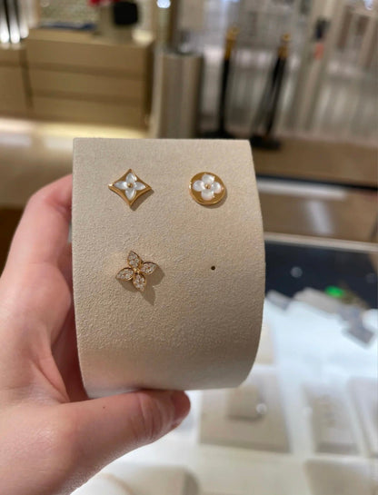 [Novalux]STAR BLOSSOM STUD EARRINGS ROSE GOLD DIAMONDS