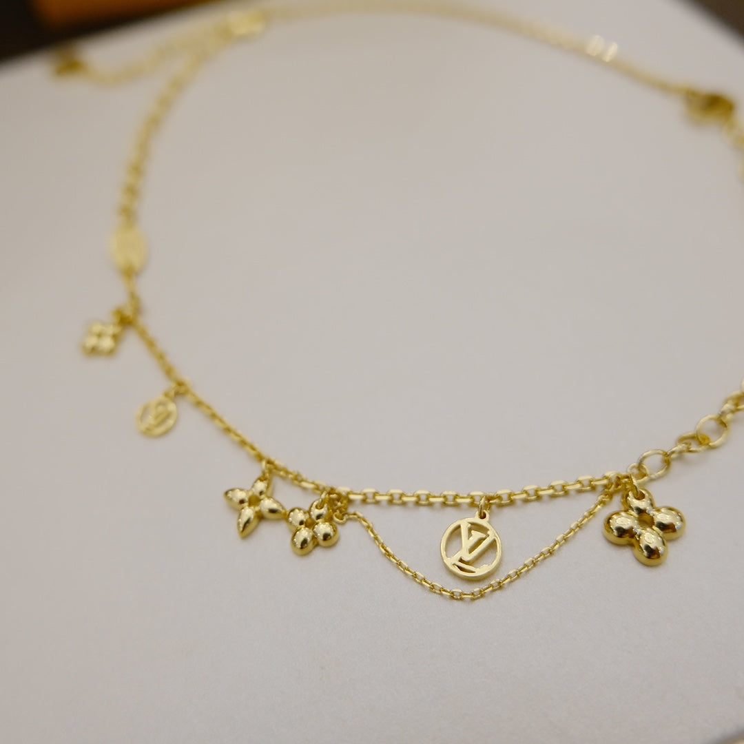 [Novalux]BLOOMING SUPPLE NECKLACE BRASS