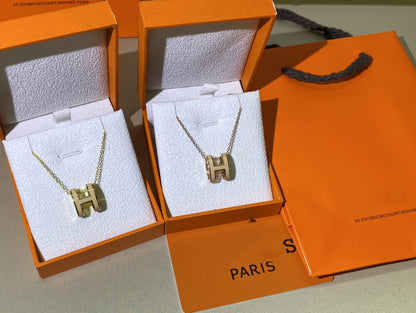 [Novalux]HM CLIC YELLOW ENAMEL GOLD NECKLACE