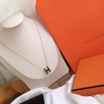 [Novalux]HM CLIC BLACK ENAMEL GOLD NECKLACE