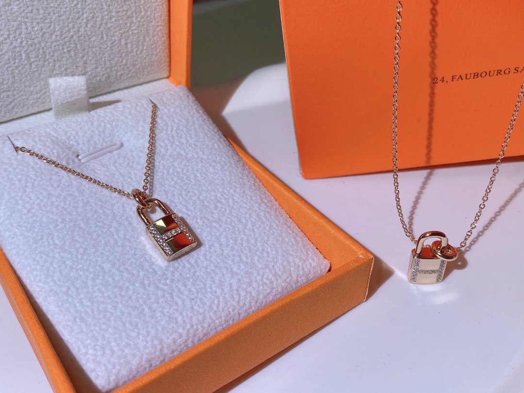 [Novalux]HM ADVANCED NICHE LOCK HEAD NECKLACE DIAMONDS