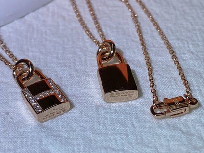 [Novalux]HM ADVANCED NICHE LOCK HEAD NECKLACE DIAMONDS