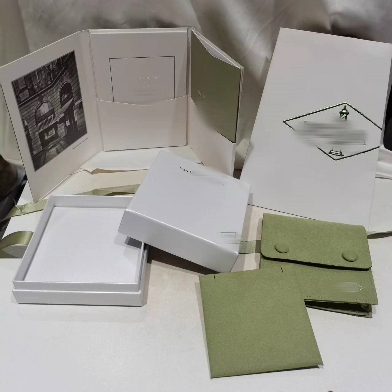 [Novalux]CLOVER BRAND JEWELRY BOX