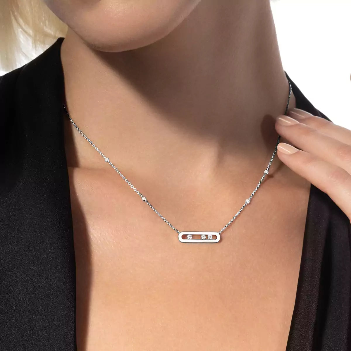 [Novalux]BABY MOVE PENDANT NECKLACE