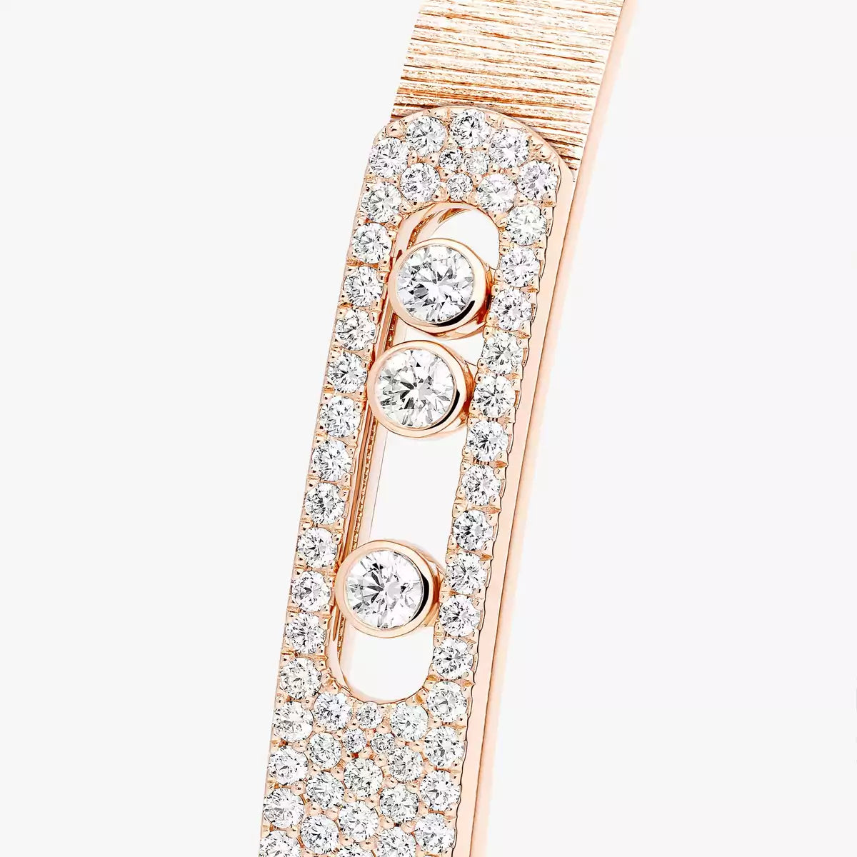 [Novalux]MOVE NOA CISELÉ HALF-PAVÉ DIAMOND BANGLE BRACELET