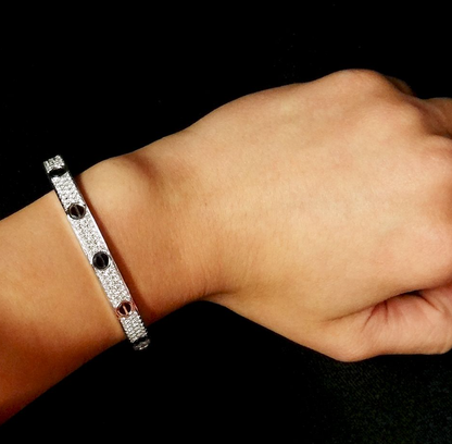 [Novalux]CLASSIC 6.1MM LOVE BANGLE - DIAMOND PAVÉ & BLACK CERAMIC