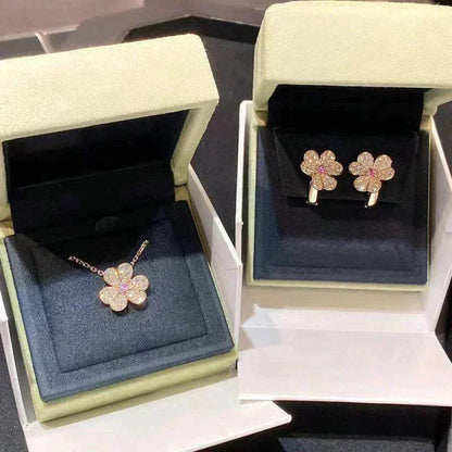 [Novalux]PAVÉ DIAMOND BUTTERFLY CHARM NECKLACE