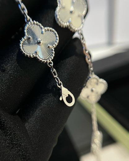 [Novalux]LUCKY CLOVER 5-MOTIF BRACELET - LASER COLLECTION