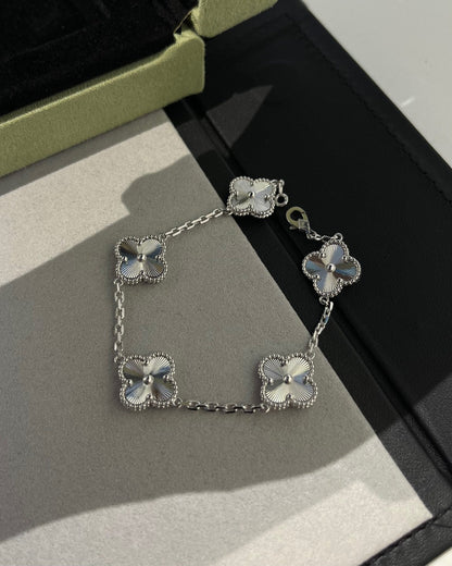 [Novalux]LUCKY CLOVER 5-MOTIF BRACELET - LASER COLLECTION